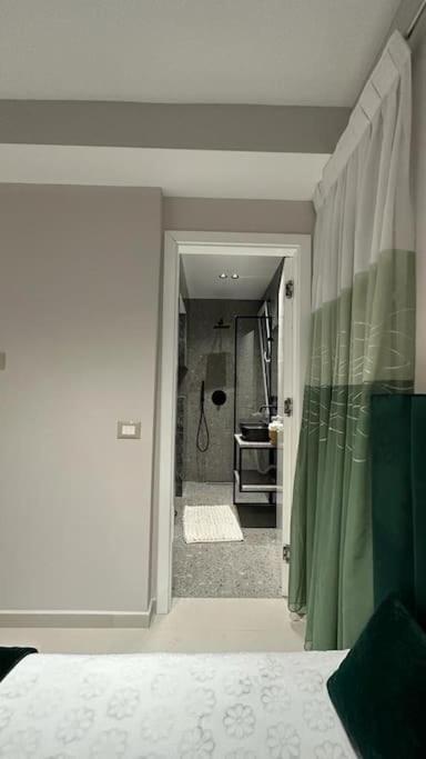 Host Apartament Elio Tiranë Eksteriør bilde